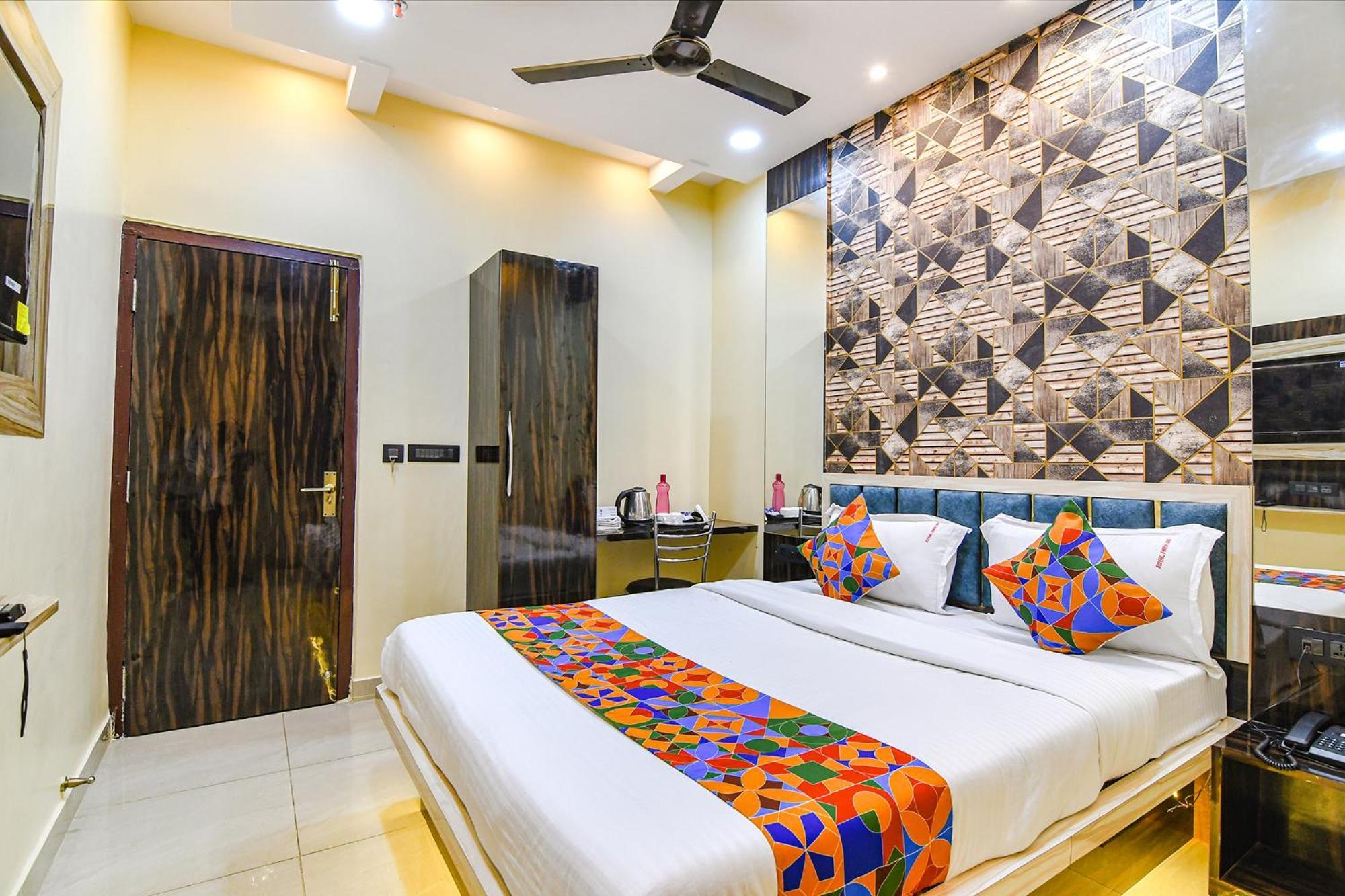 Fabhotel Royal Park Inn - Nr Eden Garden Stadium Колката Екстер'єр фото